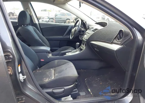 2010 Mazda Mazda3 I Touring из США, поврежденный, VIN JM1BL1SF3A1141082